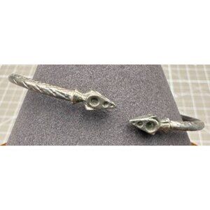 Vintage Sterling Silver Mid Eastern Bypass Bangle Bracelet Pointed Ends READ